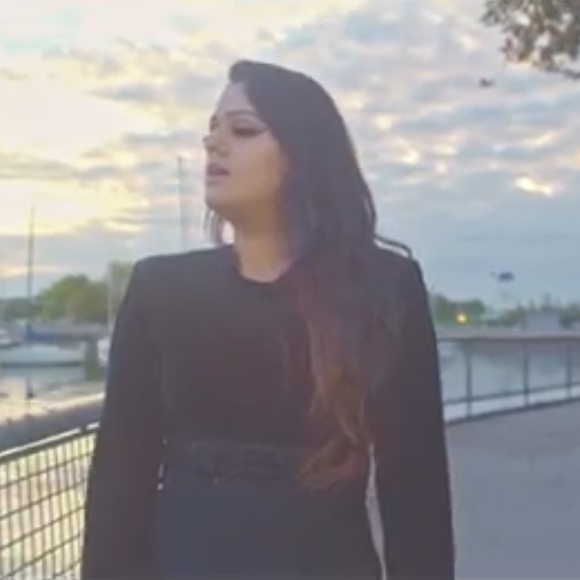 Black velvet classy dress - Picture 6 of 8